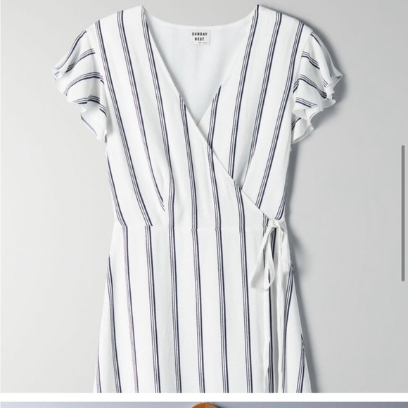 Aritzia • Sunday Best Sunday White and Navy Blue Pinstripe Wrap Dress • Size 0 - Picture 4 of 6